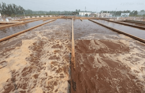 (圖:電廠煙氣脫硫廢水起泡泡沫池)