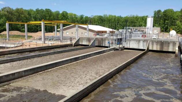 (圖:污水處理泡沫池)